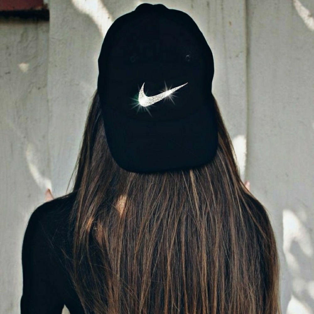 Swarovski Crystal Bling Nike Swoosh Golf Cap